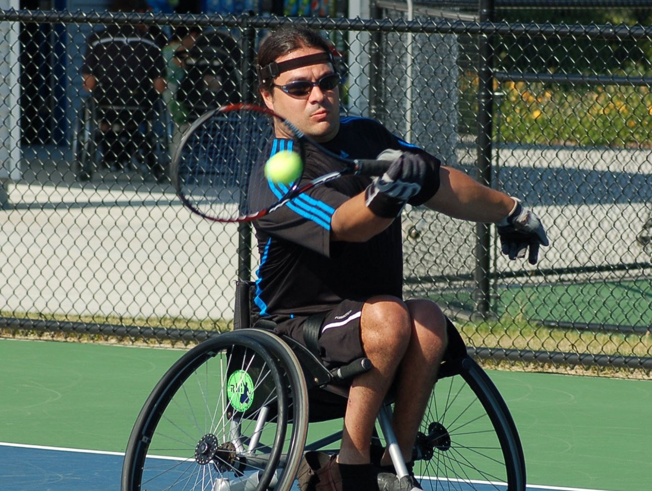 RHI Paralympics Tennis Lucas 1300X980